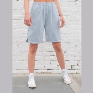 Brandy Melville Rosa sweatshorts